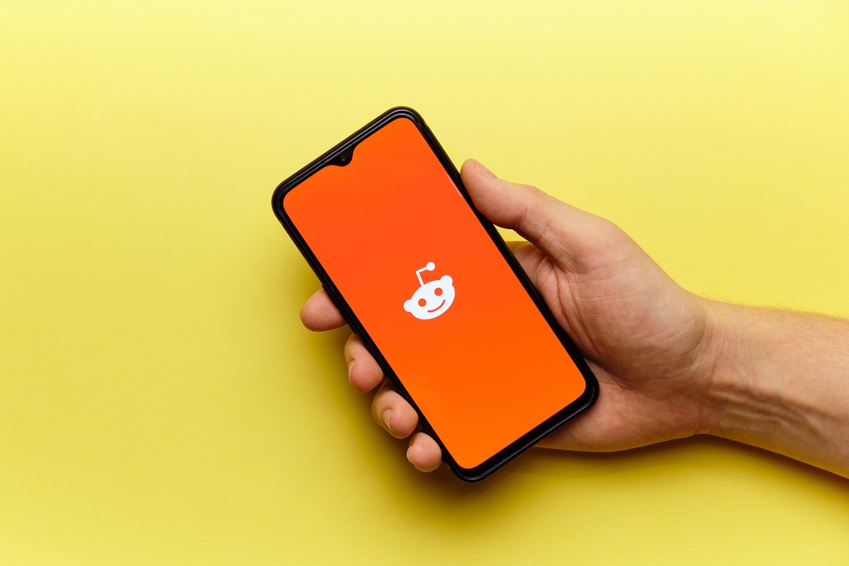 Il caso Reddit continua tra hacker e proteste thumbnail