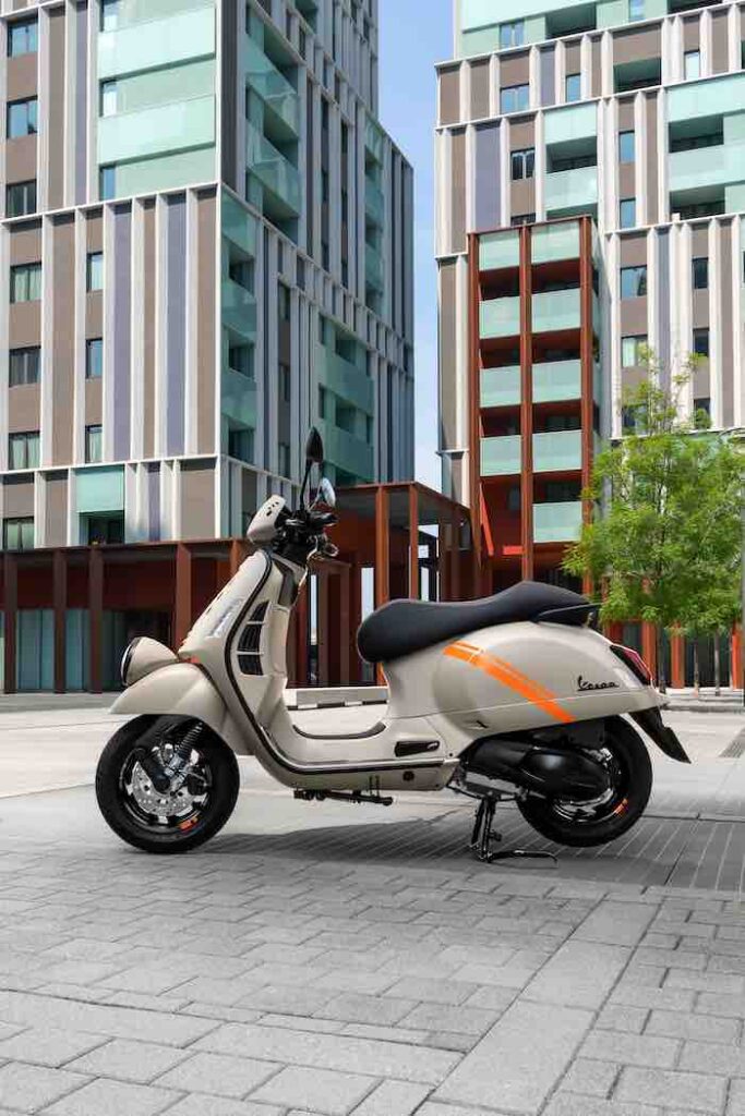 New Vespa Gtv, style has never been so sporty, press office source