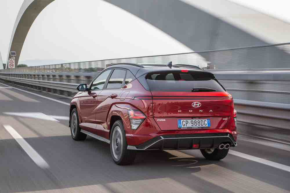 New Hyundai Kona, the B SUV chasing records.  Our test, press office source