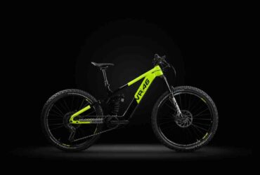 VR46 E-MTB, sfida e competizione nel DNA firmata Valentino Rossi thumbnail