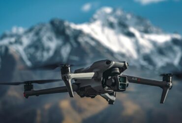 DJI presenta Air 3, drone con doppia fotocamera principale thumbnail