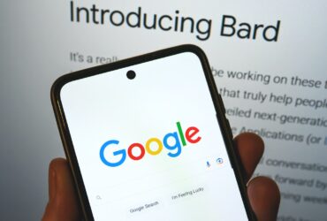 Google annuncia l'arrivo dell'AI Bard in Italia thumbnail