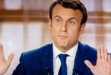 Francia, Macron: "La colpa delle proteste e degli scontri è dei social e dei videogiochi" thumbnail