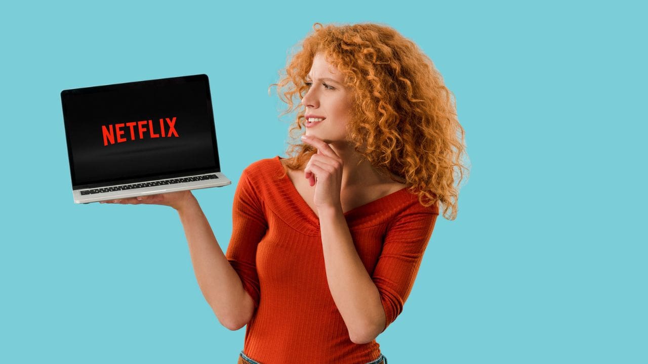 Netflix elimina il piano standard anche in UK e USA, spingendo per l'abbonamento con pubblicità thumbnail