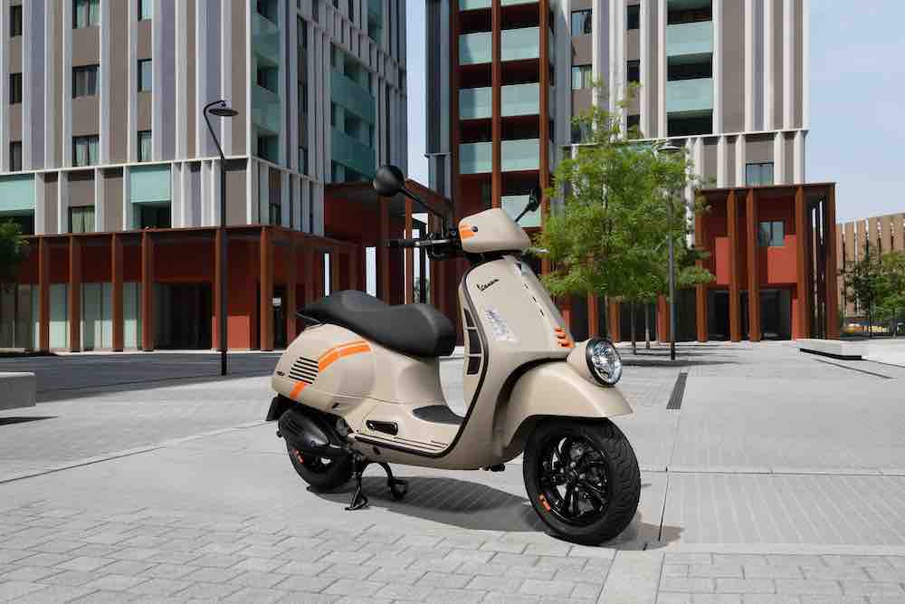 New Vespa Gtv, style has never been so sporty, press office source