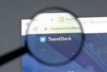 TweetDeck diventa a pagamento, la mossa di Elon Musk fa infuriare gli utenti thumbnail