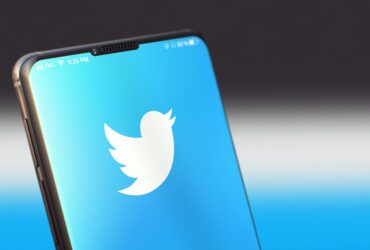 Perché Twitter ha denunciato quattro utenti thumbnail