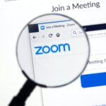 Zoom limita lo smart working dei suoi dipendenti: è (già) la fine di un’epoca? thumbnail