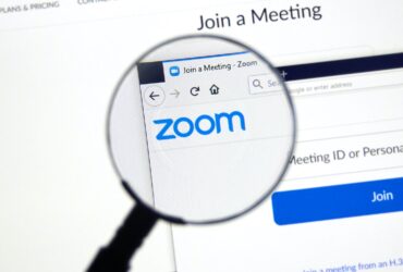 Zoom limita lo smart working dei suoi dipendenti: è (già) la fine di un’epoca? thumbnail