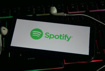 Spotify e i podcast di rumore bianco: prima li consigliava, ora vuole farli sparire thumbnail