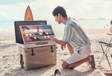 LG StanbyME Go, lo smart display portatile dentro a una valigetta thumbnail