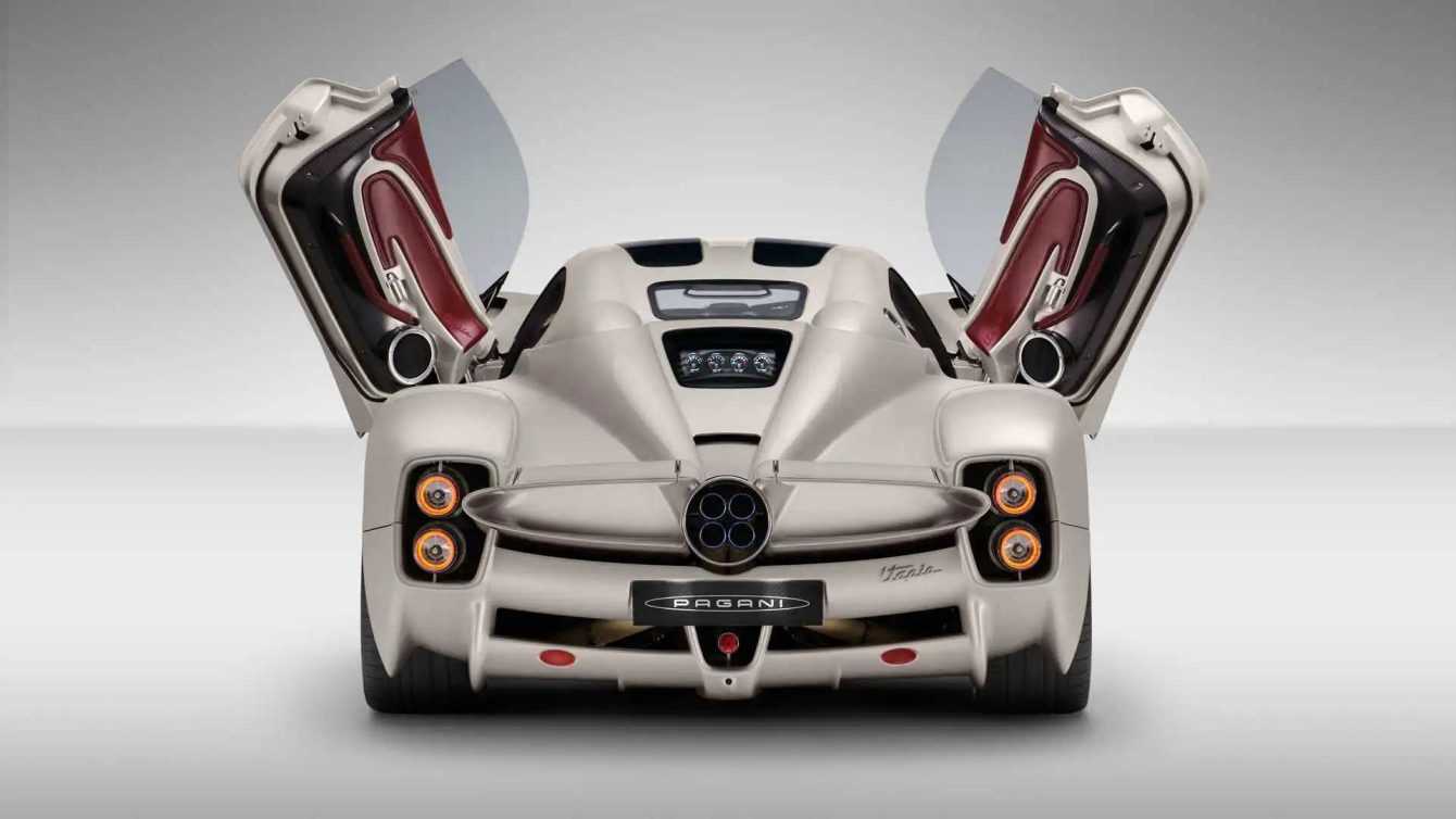 25 Years of Excellence: Pagani Automobili Celebrates with Utopia