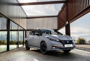 Nissan, compri un'elettrica e viaggi gratis per 10.000 km thumbnail