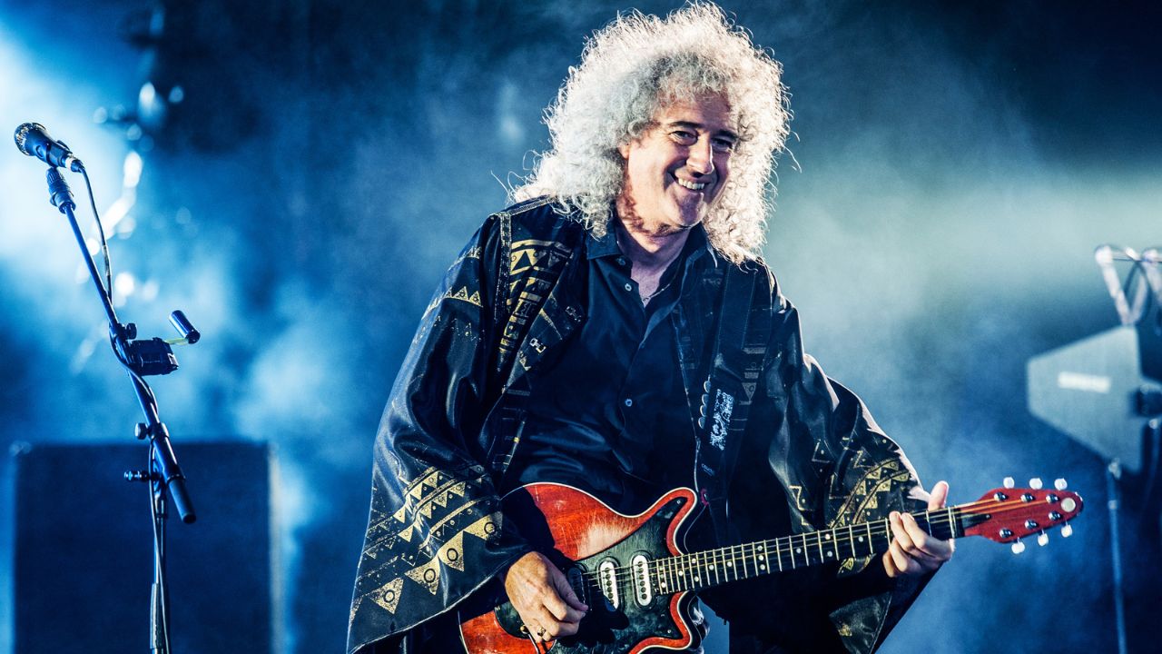 Brian May: “L’intelligenza artificiale può causare il male se usata in ambito politico” thumbnail