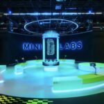 MINI e Samsung Display presentano la MINI Interaction Unit, una novità nel settore automobilistico thumbnail