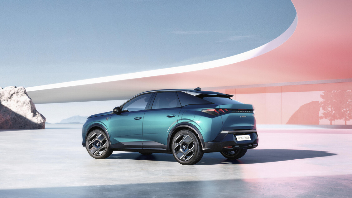 Peugeot: E-3008 the new electric SUV presented!