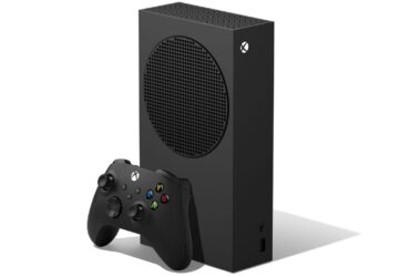 Xbox Series S da 1 TB: nera come il carbone, spaziosa come la Series X thumbnail