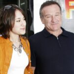 La figlia di Robin Williams si schiera contro l'AI per ricreare le voci degli attori thumbnail