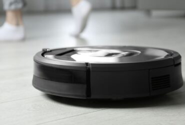 Arriva in Italia eufy X8 Pro: il nuovo robot aspirapolvere e lavapavimenti thumbnail