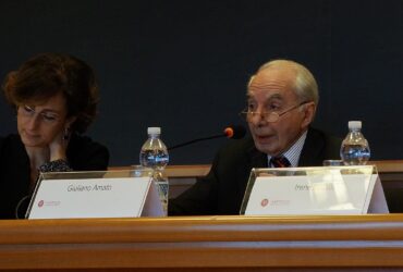 Giuliano Amato a capo di un comitato sull'intelligenza artificiale: perché la nomina fa discutere thumbnail