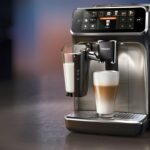Philips Serie 5400 LatteGo porta il bar a casa: fino a 12 bevande a base di caffé e latte thumbnail