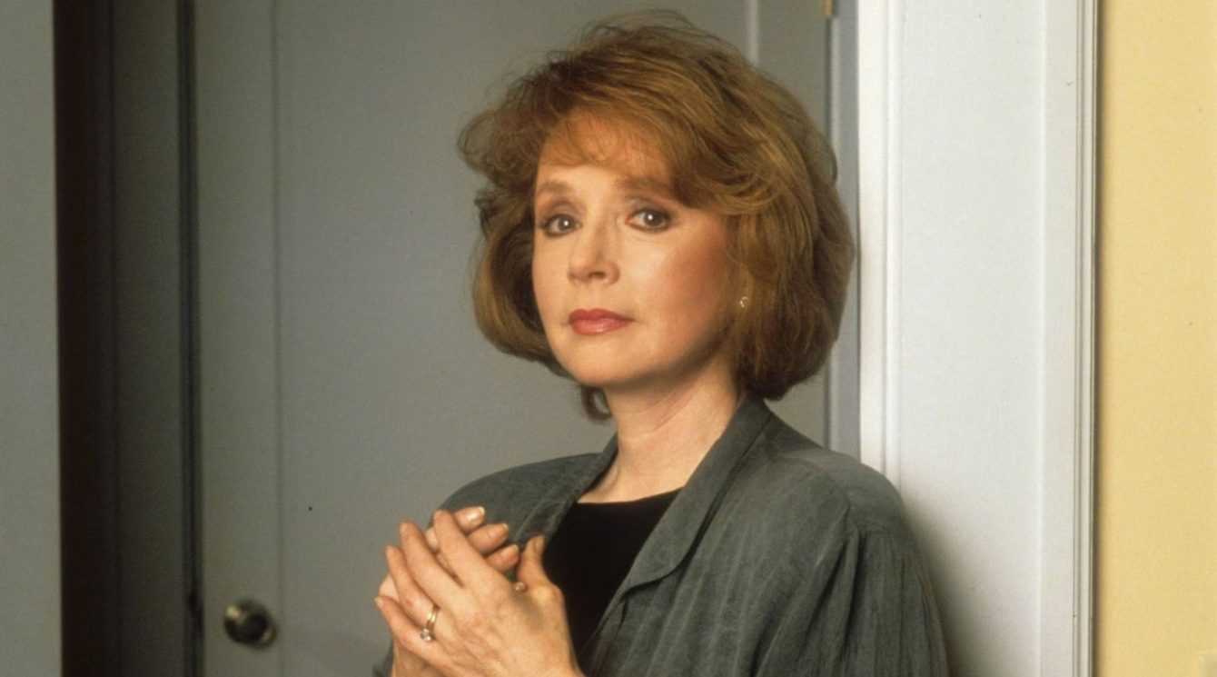Goodbye to Piper Laurie, the unforgettable Carrie, from Twin Peaks