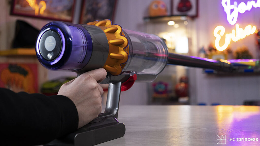 Dyson V15 Detect cordless vacuum cleaner review