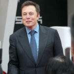 Elon Musk lancia Grok, intelligenza artificiale rivale di ChatGPT thumbnail