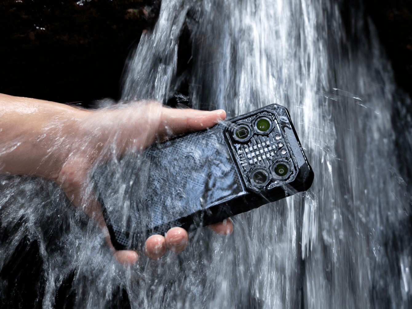 Ultra-slim rugged phone, IIIF150 anticipates the launch of B2 Pro