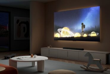 TCL lancia due nuovi TV da 98 pollici in Italia: intrattenimento unico, come al cinema thumbnail