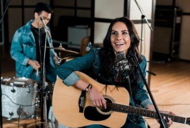 Black Friday 2023 in musica: le migliori offerte su giradischi, strumenti musicali e prodotti audio thumbnail