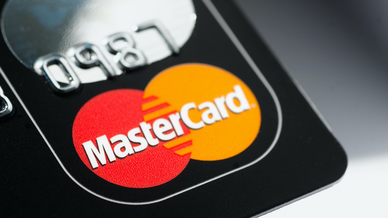 Ecco il chip Mastercard per pagare… sull’unghia thumbnail