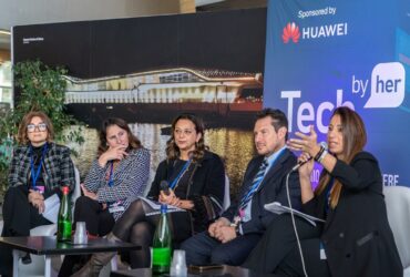 Huawei lancia la seconda edizione di Tech by Her, per promuovere la leadership femminile thumbnail