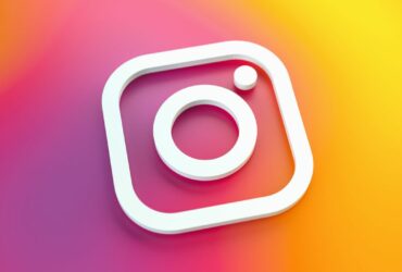 Instagram permetterà di condividere i profili nelle Storie thumbnail