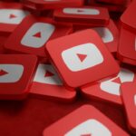 I 10 video musicali più visti su YouTube nel 2023 thumbnail