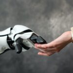 Approvato l’AI Act, il regolamento europeo sull’intelligenza artificiale thumbnail