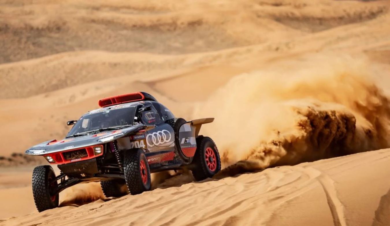 Dakar Rally: first victory for Audi thanks to Carlos Sainz