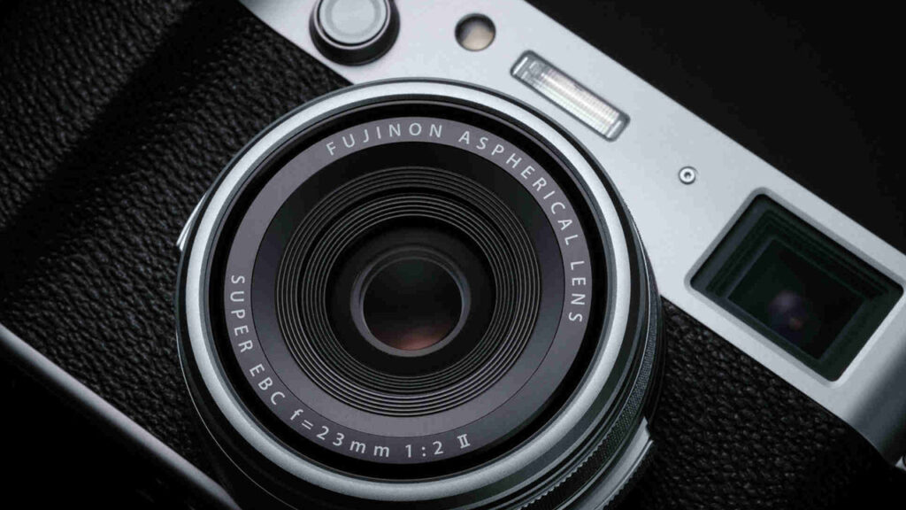 Fujifilm X100VI lens