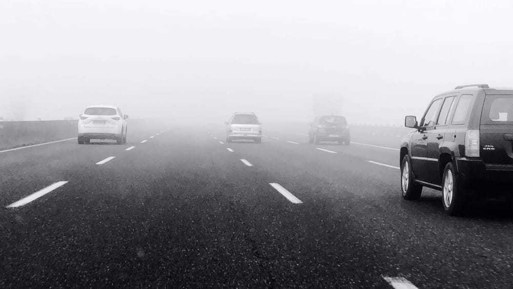 How to drive in fog: tips and tricks