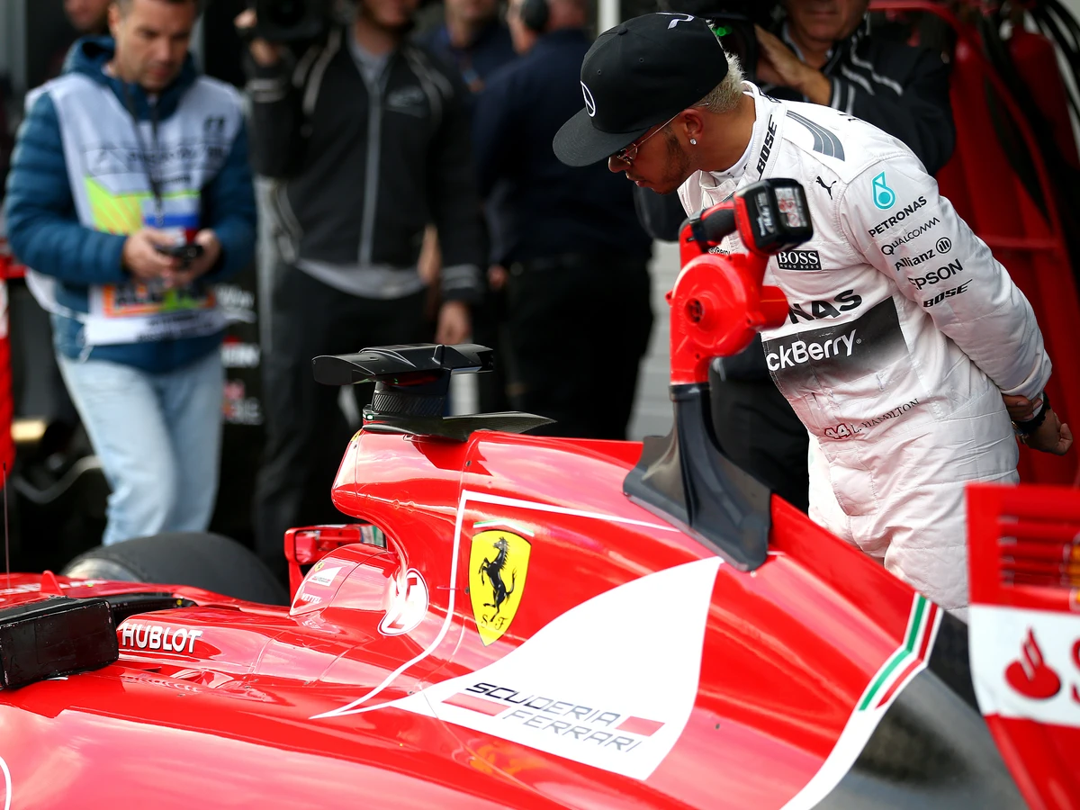 Lewis Hamilton to Ferrari: now it's official!
