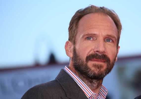 The Beacon: Ralph Fiennes signs his first screenplay