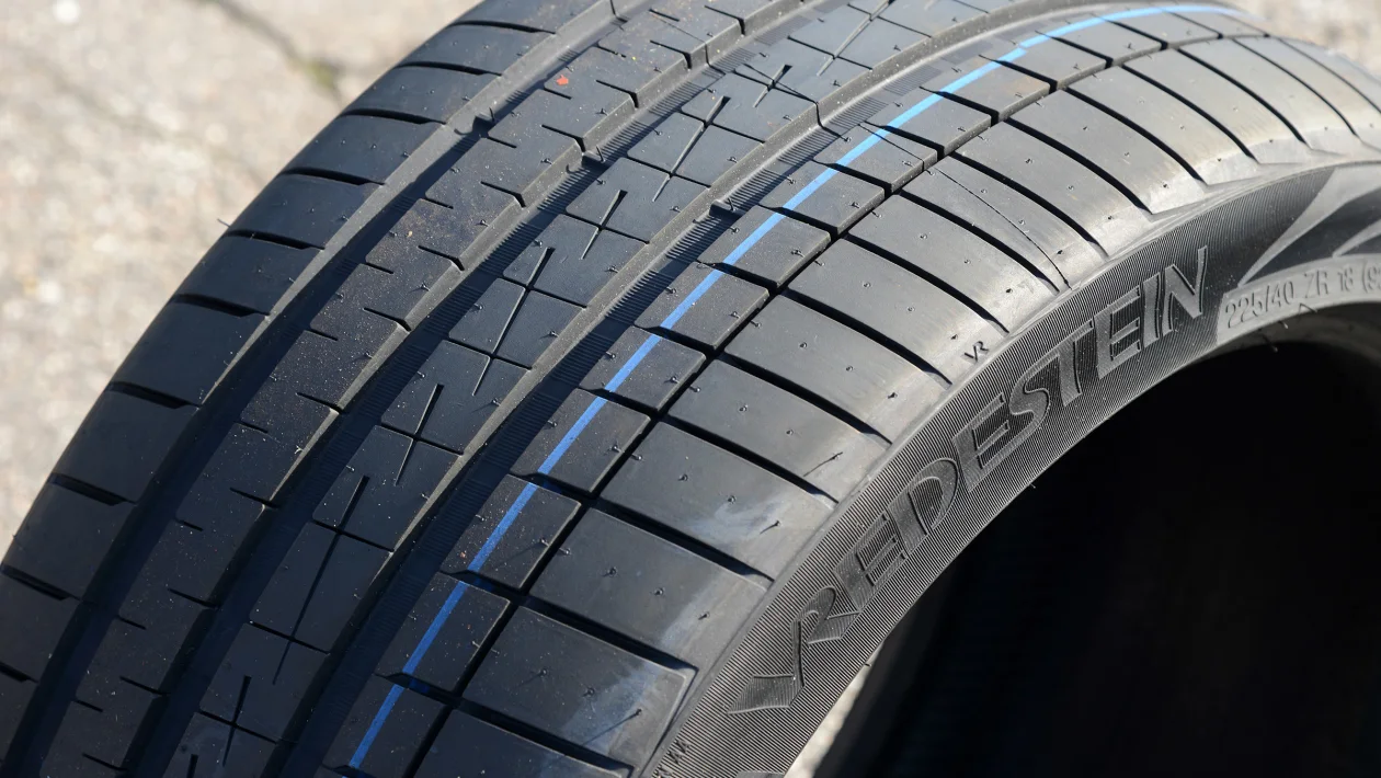 Best sports tires: for a great race!  |  March 2024