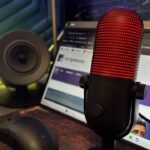 La nostra recensione del Seiren V3 Chroma di Razer: il microfono da gamer con luci a non finire thumbnail