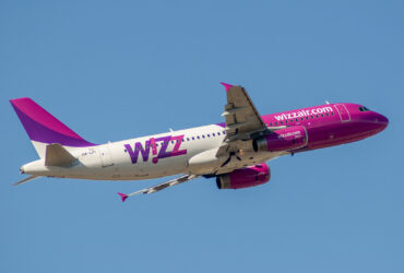 Imparare a volare (anche) con la realtà virtuale, la svolta di Wizz Air thumbnail