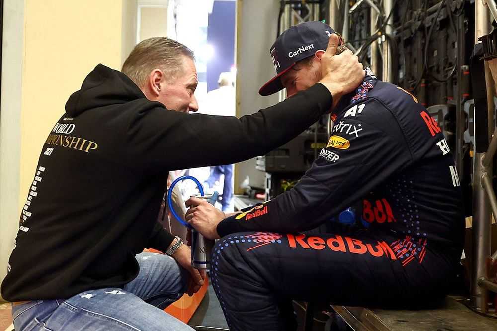 Jos Verstappen asks for a truce with Christian Horner