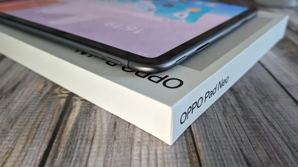 The thickness of Oppo Pad Neo