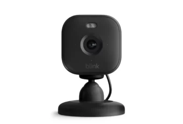 Blink Mini 2: la videocamera di sicurezza compatta si rinnova thumbnail